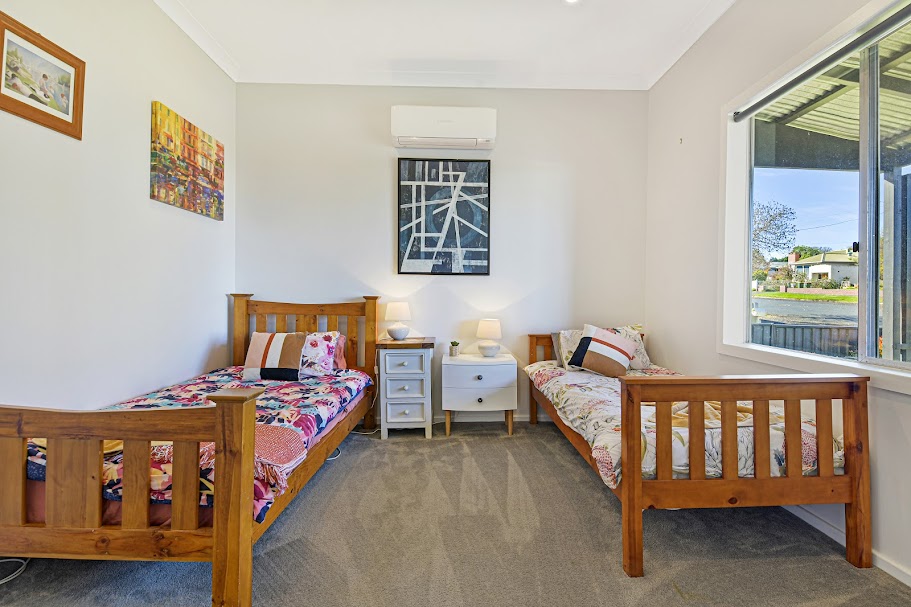 Prepared twin guest room